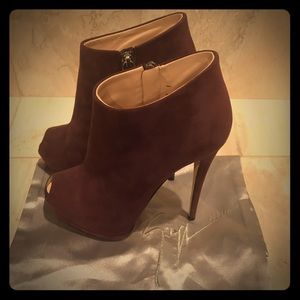Giuseppe Zanotti suede peep platform boots 37